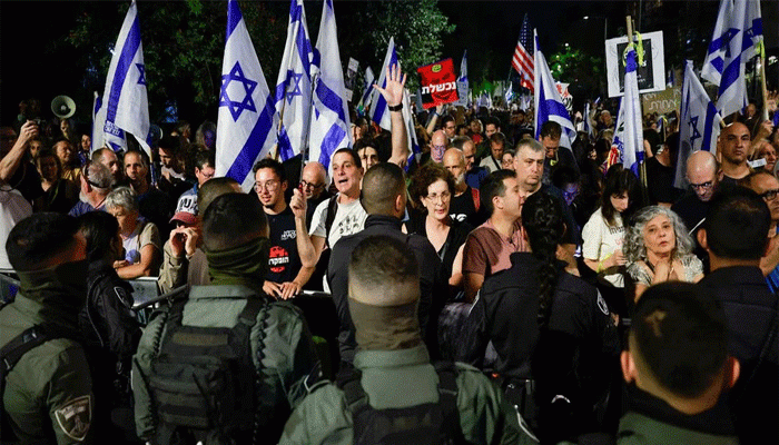 নেতানিয়াহুর বাড়ির বাইরে ইসরায়েলিদের ব্যাপক বিক্ষোভ