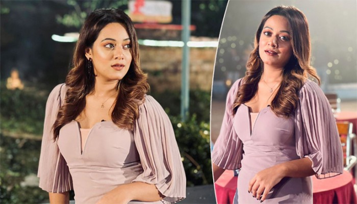 বড় পর্দায় ফিরছেন দীঘি