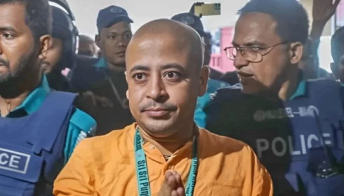 চিন্ময়ের পক্ষে আদালতে দাঁড়াননি কোনো আইনজীবী