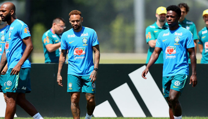 শুরুর একাদশে নেই নেইমার