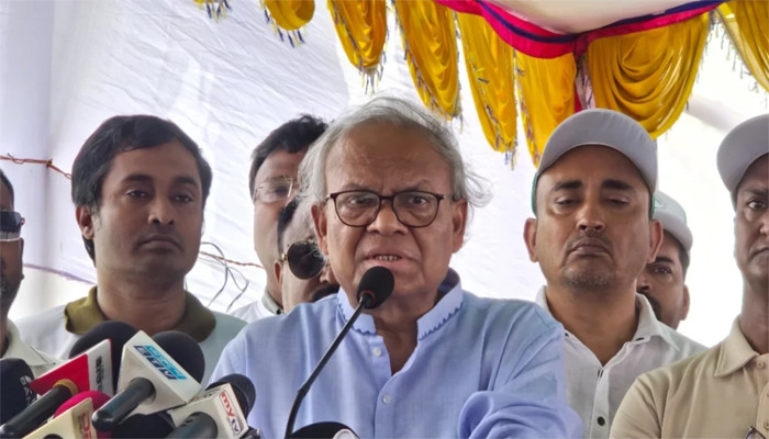 ​জোর করে নয়, নিরপেক্ষ নির্বাচনের মাধ্যমে ক্ষমতায় এসেছে সরকার : রিজভী