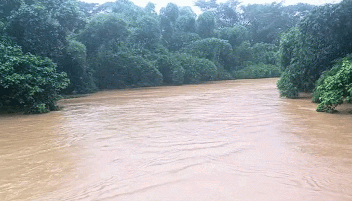 দেশের পাঁচ নদীর পানি বিপৎসীমার ওপর