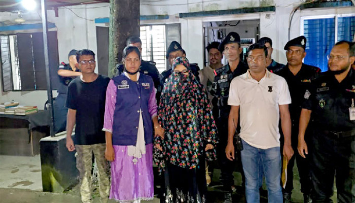 ৩ মাসের শিশুর পা মুচড়ে দেওয়ার ঘটনায় অভিযুক্ত চাচি গ্রেপ্তার