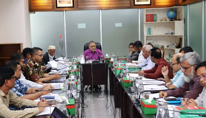 ​স্থানীয় সরকার নির্বাচনে বড় পরিবর্তনের পথে ইসি, আসছে নতুন বিধিনিষেধ