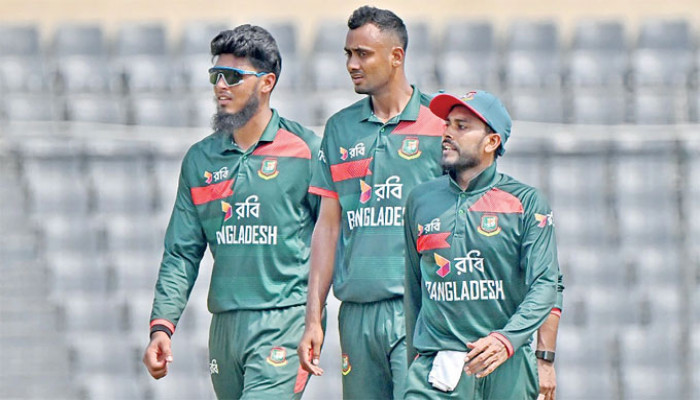 ‘ভুতুড়ে’ সিরিজ খেলে দেশে ফিরল বাংলাদেশ