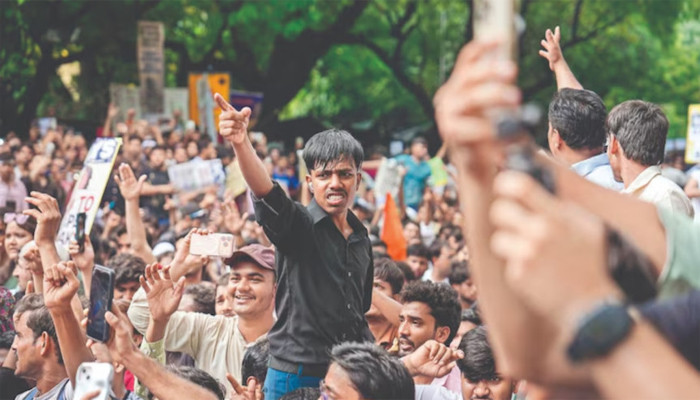 শিক্ষামন্ত্রীর পদত্যাগ ছাড়া কোনো আলোচনা নয়