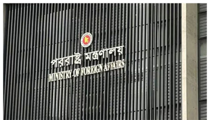 ভারতে হাসিনাকে গণমাধ্যমে কথা বলার সুযোগ দেওয়ায় ঢাকার ক্ষোভ