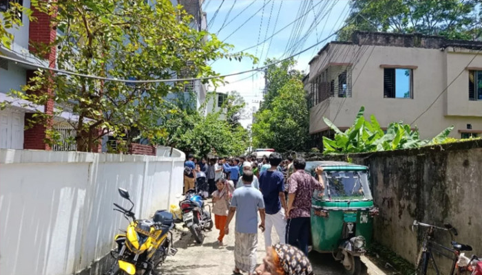 ​সিলেটে বাসা থেকে স্বামী-স্ত্রীসহ তিনজনের গলাকাটা লাশ উদ্ধার