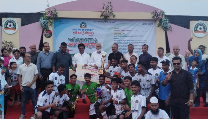 জেলা প্রশাসক গোল্ডকাপে চ্যাম্পিয়ন ঈশ্বরগঞ্জ