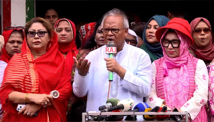 ​ধর্ষণ ও নারী-শিশু নির্যাতন মুছে দিতে কাজ করবে মহিলা দল : রিজভী