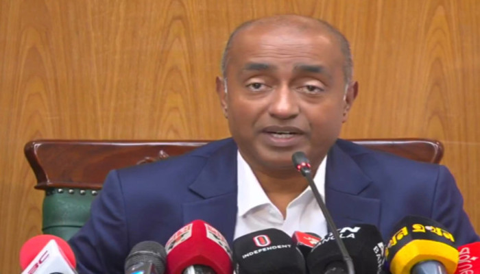 ​সন্ত্রাস দমনে ক্রসফায়ারে যাবে না সরকার : আইনমন্ত্রী