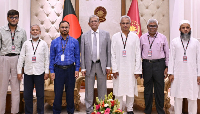 ​এআইয়ের ব্যবহার পরিমিত হওয়া প্রয়োজন, যাতে সৃজনশীলতা হ্রাস না পায় : রাষ্ট্রপতি