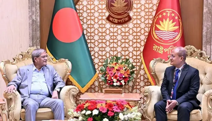 গণতন্ত্রকে নিজস্ব গতিতে কার্যকরভাবে চলতে দিতে হবে : রাষ্ট্রপতি