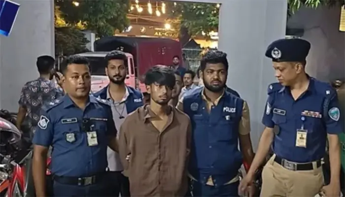 কুমিল্লায় স্কুলছাত্রী তাজমিন হত্যা : প্রেমিক রাজু গ্রেপ্তার