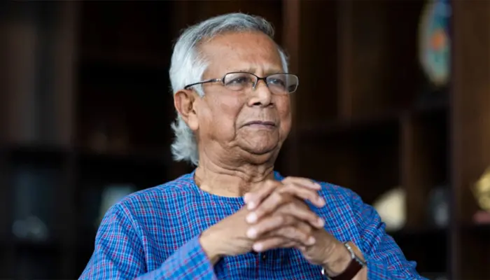 ড. ইউনূসকে হেনস্তার ঘটনায় নিন্দা অন্তর্বর্তী সরকারের সাবেক ১২ উপদেষ্টার