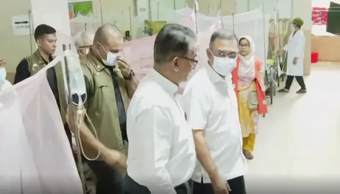 শিশু হাসপাতালে চিকিৎসকের কক্ষে ধূমপান, বরখাস্তের নির্দেশ প্রধানমন্ত্রীর