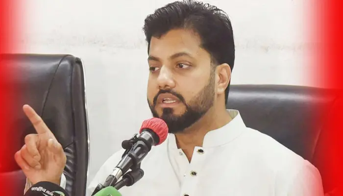 ইশরাক হোসেনের পদত্যাগপত্র গ্রহণ করেছেন রাষ্ট্রপতি, প্রজ্ঞাপন জারি