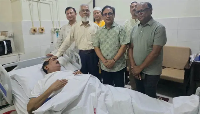 অসুস্থ হয়ে হাসপাতালে ভর্তি ভূমিমন্ত্রী মিনু